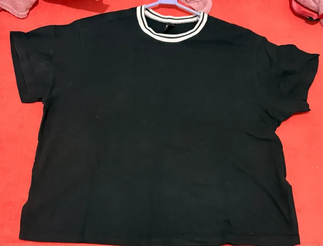 Blusa preta básica