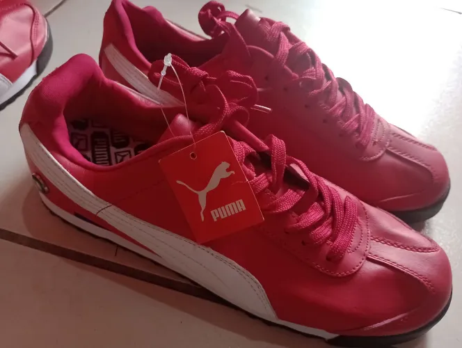 Tênis PUMA de COURO 