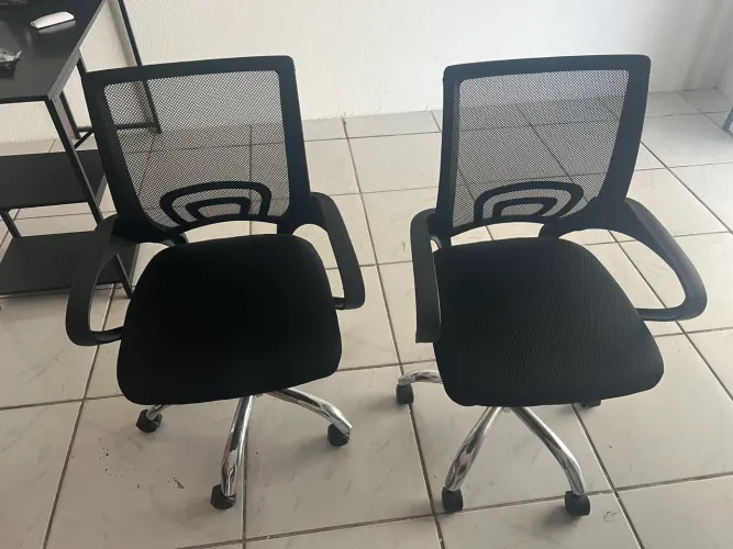 CADEIRAS DE ESCRITÓRIO