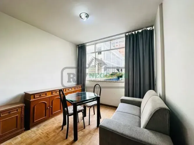 Quarto e sala,com 40 metros quadrados, à venda no Centro - Juiz de Fora - MG