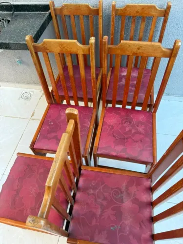 Cadeira de madeira maciça para mesa de Jantar