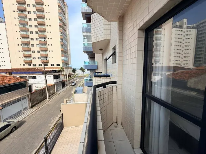 Kitnet com Sacada e Vista Mar em Vila Caiçara - Mobiliada e Financia!