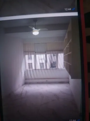 Alugo ou vendo linda sala comercial localizada no centro do Rio