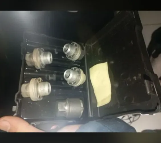 Kit anti furto de rodas toyota