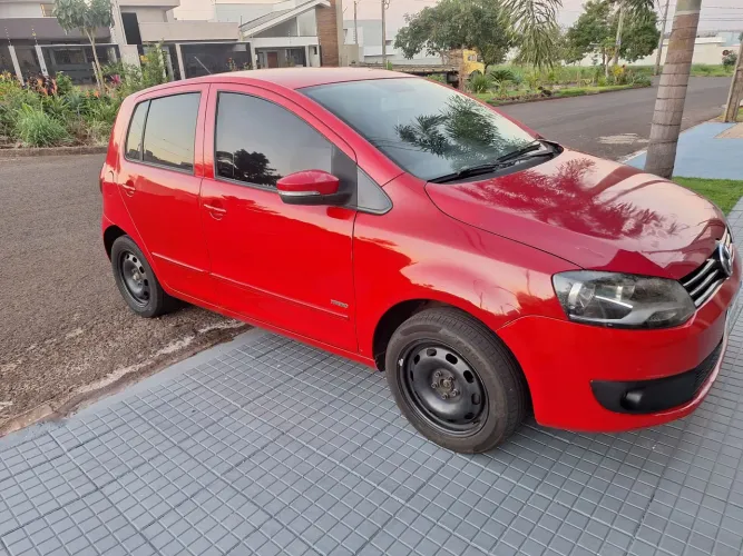 Volkswagen Fox Plus 1.0mi/ 1.0mi Total Flex 8V 4P 2010