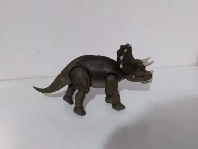 Baby Triceratops Hammond coletion
