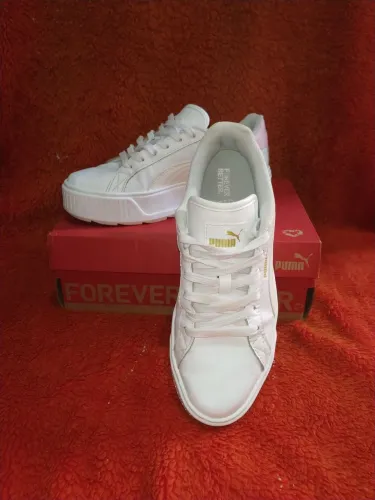 Tênis branco da Puma