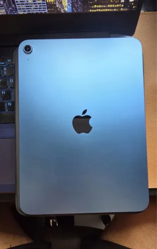 iPad 11 - 128 GB - Azul - Muito novo