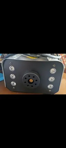 Maquina de Fumaça Luatek LK-Y9 1200W de potência RGB voltagem 127V com controle remoto 