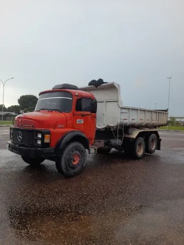 Vendo casamba com ar condicionado.