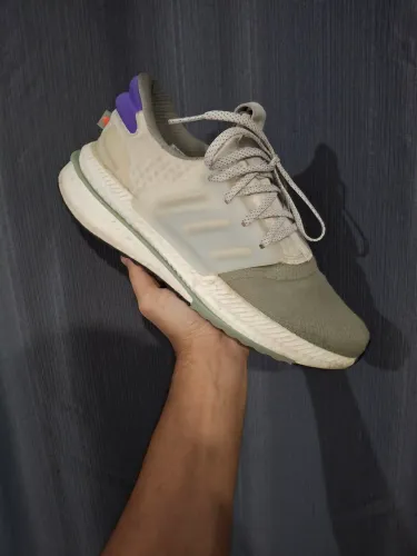 Tênis Adidas Ultraboost 19 (Linen Purple) - Excelente Estado<br>?Tam:42