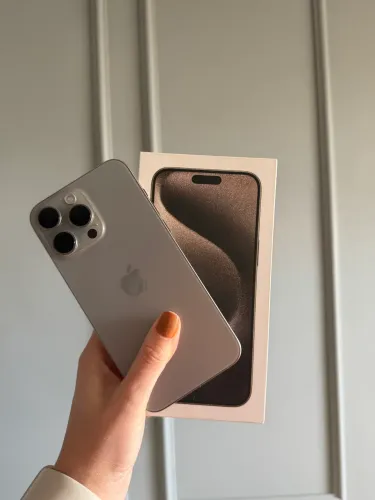 iPhone 15 pro max 256gb Titânio Natural