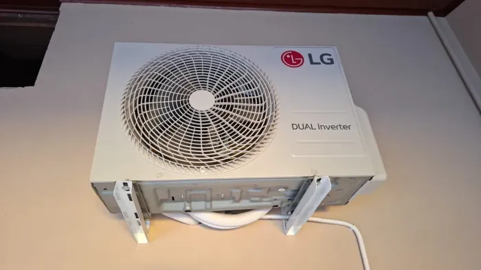 Ar Condicionado LG Dual Inverter 9.000 btus 