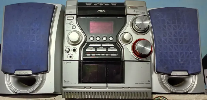 Aparelho de Som antigo AIWA Jak PK-3 CD não funciona