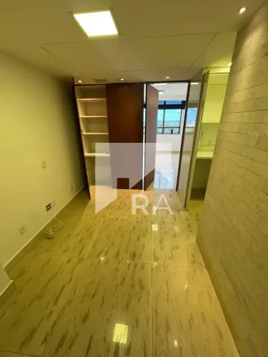 BRASIL 21 ASA SUL SALA DIVIDA COM RECEPÇÃO E SALA PRINCIPAL COPA E BANHEIRO