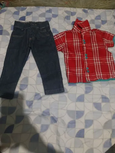 vendo calça e blusa xadrez pra mais informações zap * 