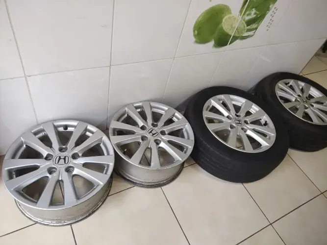 Rodas ARO 16 (CIVIC)
