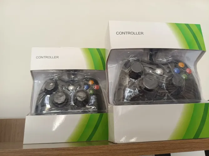 Controle Xbox 360 com fio e garantia
