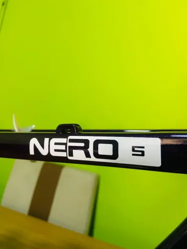 Quadro Absolute nero 5