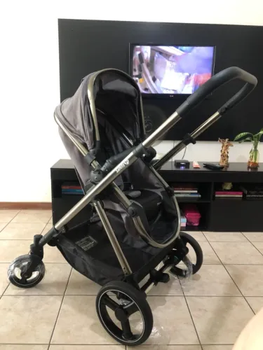 Carrinho 3x1 + bebê conforto + base pro carro - Safety Discover Cromado