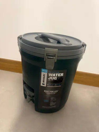 Garrafa Térmica Water Jug Stanley 7,5 L original