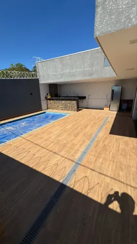 Casa 3 quartos com suíte, área piscina bairro liberdade Contagem