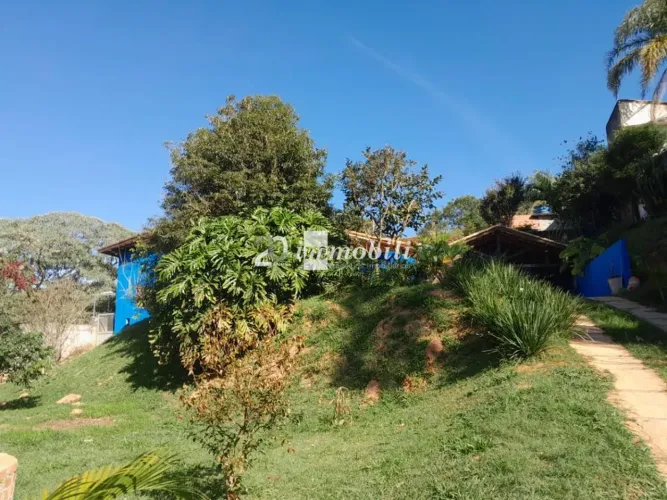 Casa à venda em São Roque, Caete (Mailasqui), com 3 quartos, com 200 m²