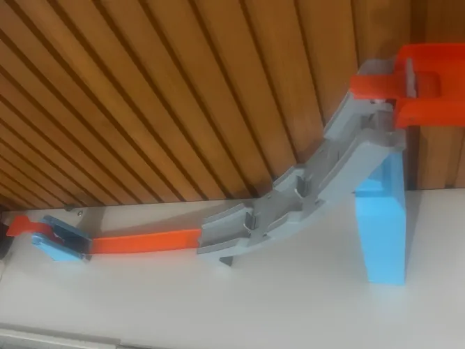Pista Hotwheels com Lançador