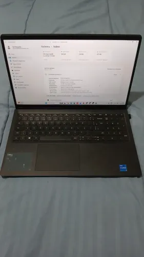 Marca: Dell Inspiron 15 3530 Processador: Intel Core i5-1334U (13ª geração) Memória RAM: 8