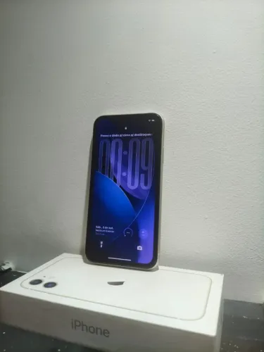 iPhone 11 na caixa!