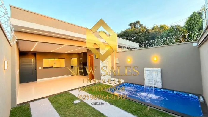 Casa- 3 quartos, 1 suíte, 130m², 2 vagas, piscina- Setor Garavelo