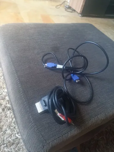 CABO AV 3 CORES ou cabo HDMI ORIGINAL USADO BOM