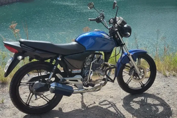 Cg Titan 150. Apenas 7.800