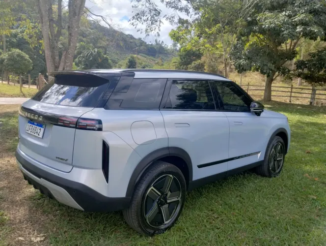 Jaecoo 7 / J7 Luxury 1.5 TB 16V AUT 5P (híbrido) 2026