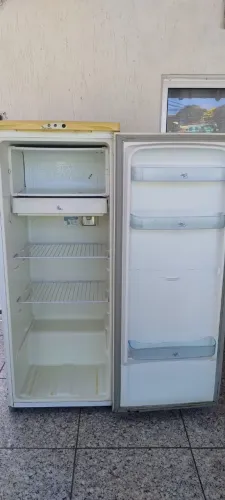 Geladeira Eletrolux