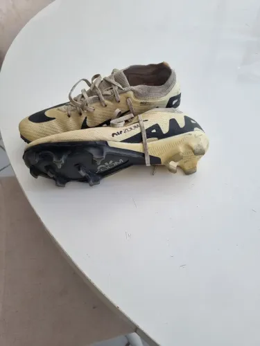 Chuteira Nike Mercurial