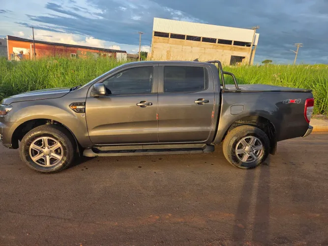 Ford Ranger XLS 2.2 4X4 CD Diesel Aut. 2023