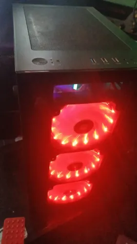 Rayzen 5 16 gigas SSD 240g