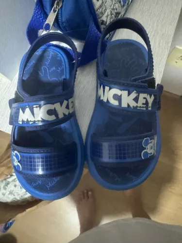 Sandalia Mickey