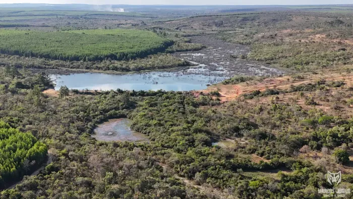 Imóvel para venda com 230 metros quadrados em Centro - Grão Mogol - MG