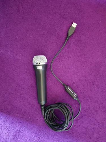 Microfone para Rock Band e Guitar Hero PS3 e Xbox 360 Muito Conservado!!