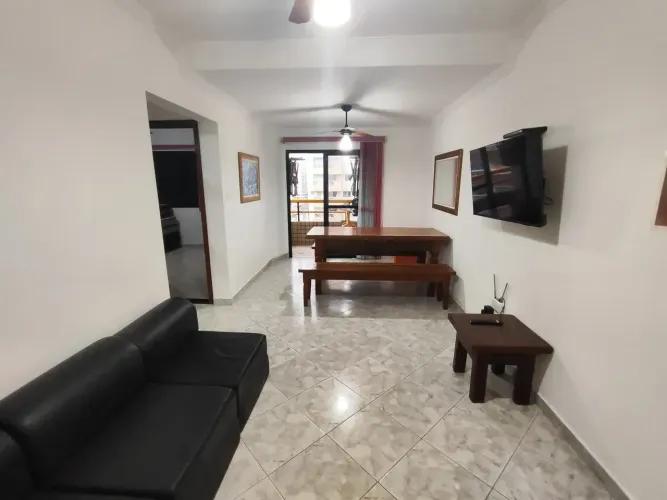 Apartamento 1 dormitório a 150 metros da praia bairro Aviação em Praia Grande SP