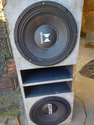 Caixa sneke 2.500rms troco