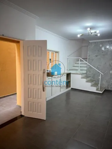 Sobrado à venda em Osasco, Vila Yara, com 3 quartos, com 199.5 m²
