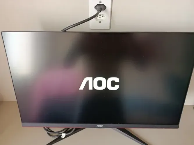 Monitor Gamer AOC 23,8 165Hz 1ms