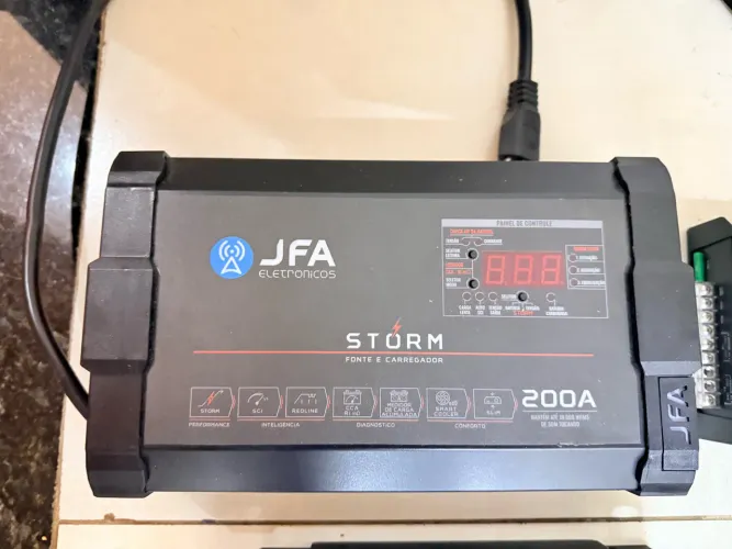Fonte JFA 200 BiVolt