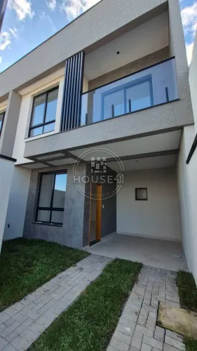 SOBRADO com 3 dormitórios à venda por R$ 699.000,00 no bairro Xaxim - CURITIBA / PR