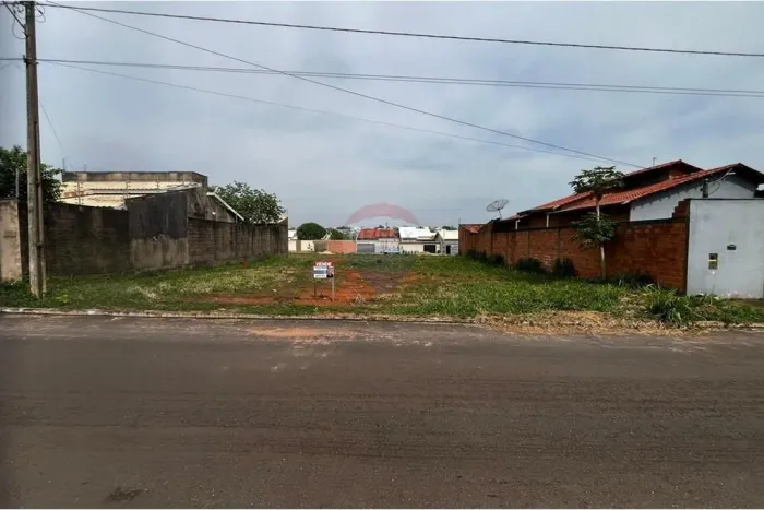 Lote à venda no Jardim Ipê I - Araguaína TO