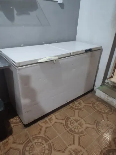 Freezer 2 portas 220v