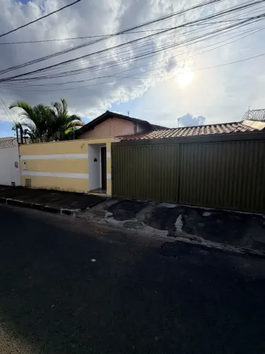 CASA À VENDA | BAIRRO JOÃO BOSCO TEIXEIRA